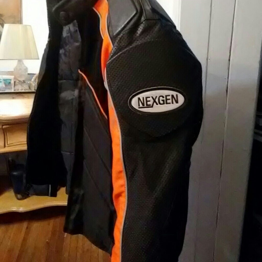 Motorcycle jacket - Picture 4 of 4